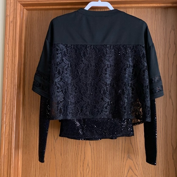7 For All Mankind Black Long Sleeve Top and Rareraw lace football Jersey - Picture 3 of 8